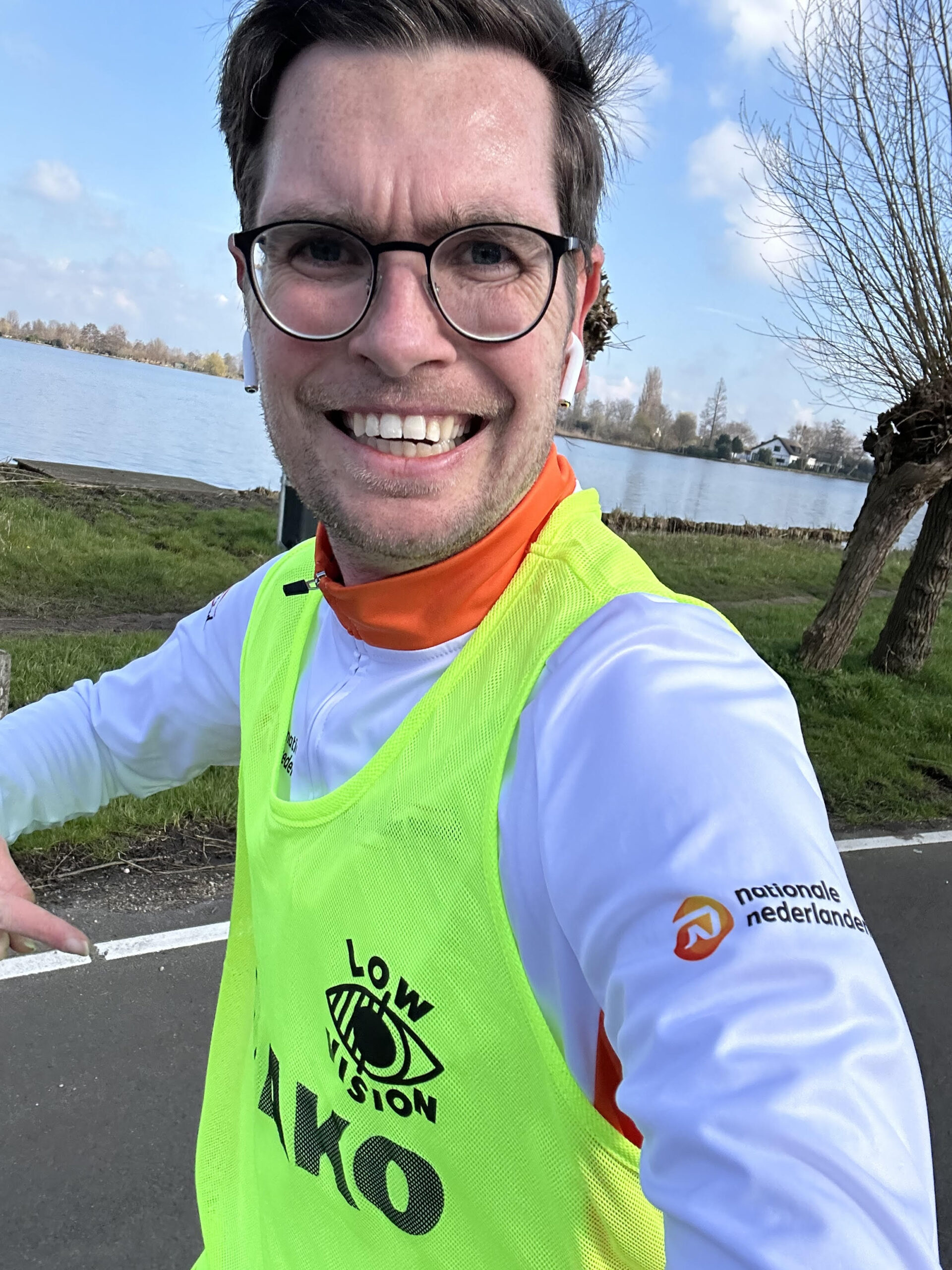 Moet ik altijd maar duidelijk maken dat ik slechtziend ben?